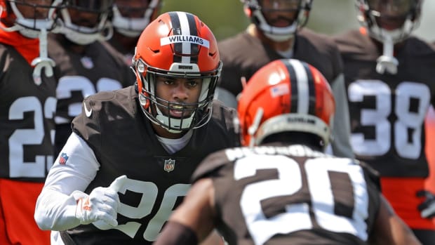Cleveland Browns cornerback Greedy Williams, facing, participates in drills with Greg Newsome II during NFL football training camp, Friday, July 30, 2021, in Berea, Ohio. Brownscamp31 15